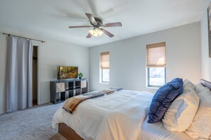 2 bedrooms, in-room safe, iron/ironing board, free WiFi