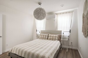 2 sovrum, strykjärn/strykbräda, wi-fi och sängkläder