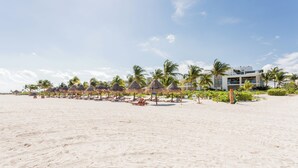 Unclassified image, 5 of 73, button - 2BR Family Haven in Secure Resort Community with Beach Club Access (Isla Mujeres)