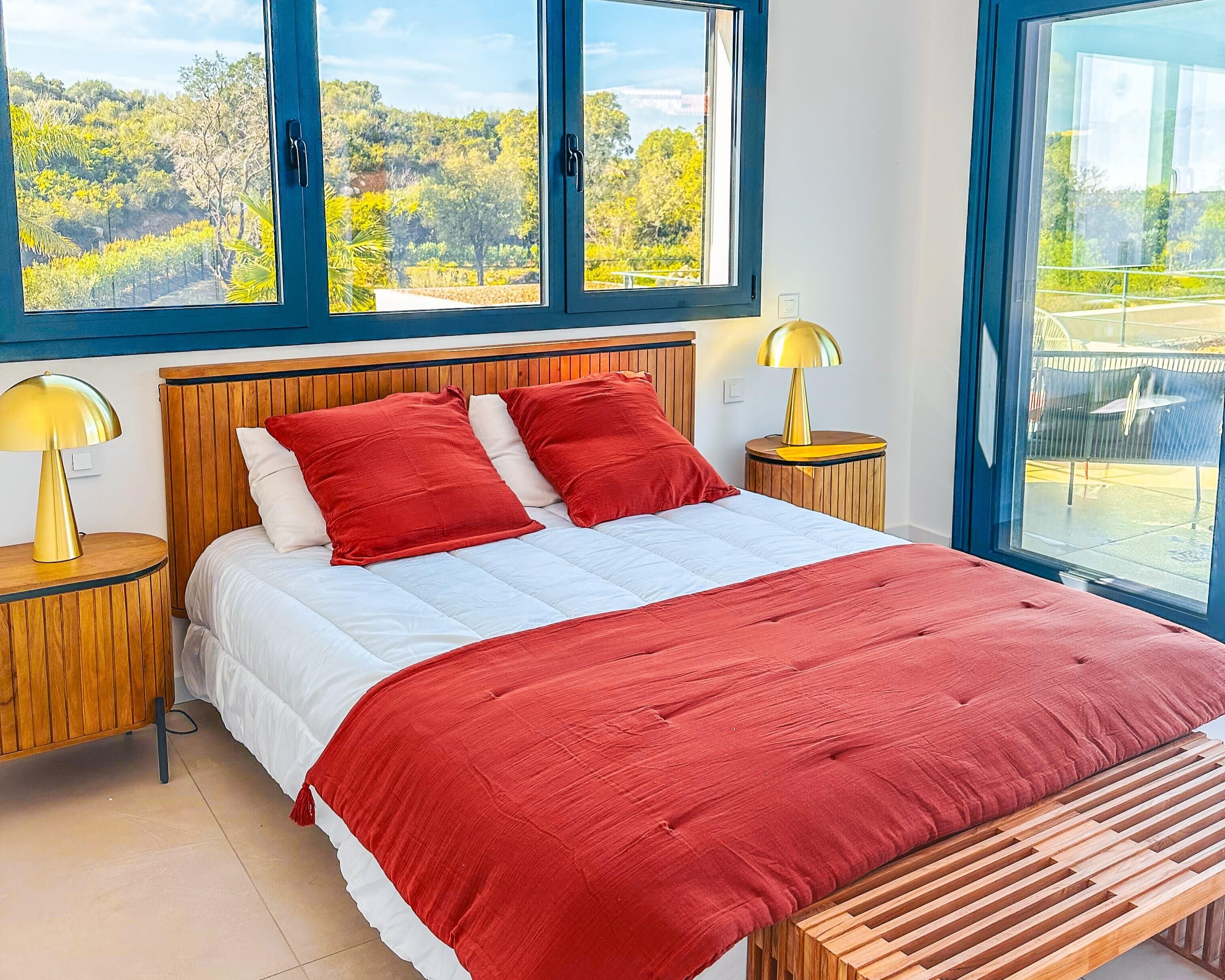 5 Schlafzimmer, Bügeleisen/Bügelbrett, Reisekinderbett, WLAN