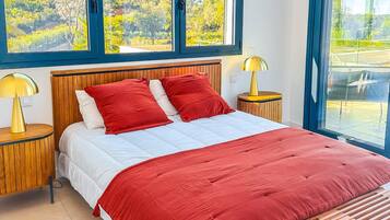 5 Schlafzimmer, Bügeleisen/Bügelbrett, Reisekinderbett, WLAN