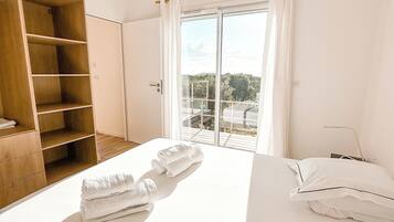 4 bedrooms, iron/ironing board, travel crib, WiFi
