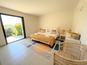 6 Schlafzimmer, Bügeleisen/Bügelbrett, Reisekinderbett, WLAN