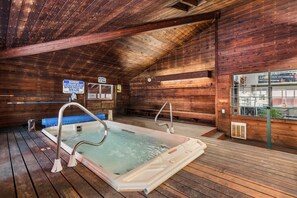 Interior - NEW! Ski, Sauna, Jacuzzi, Nintendo, Game Room, Fireplace (Brian Head)