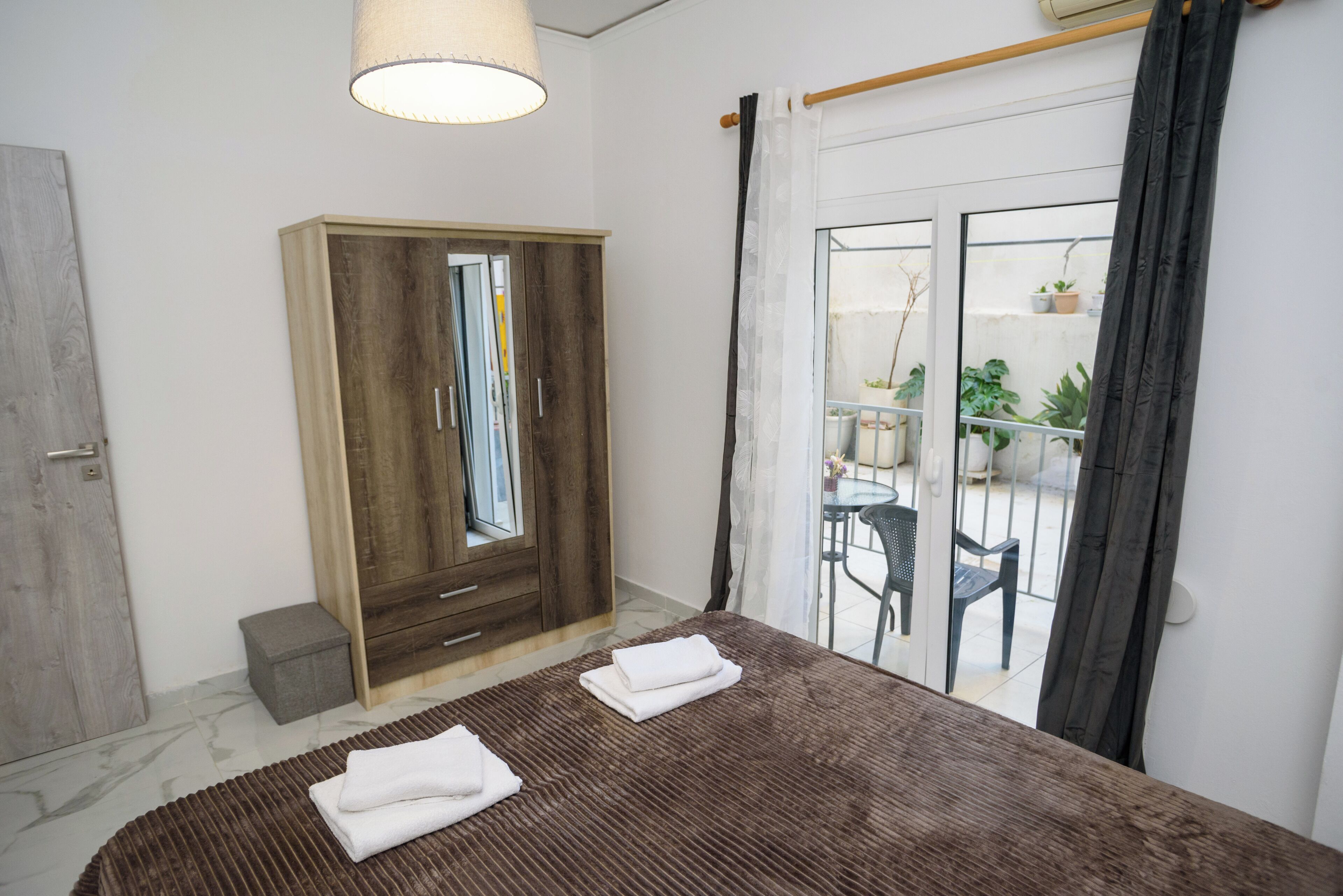 1 bedroom, iron/ironing board, Internet, bed sheets