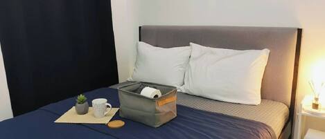 Quarto casal | Escrivaninha, Wi-Fi de cortesia