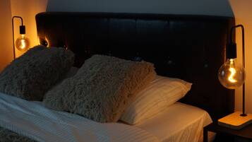 1 bedroom, iron/ironing board, WiFi