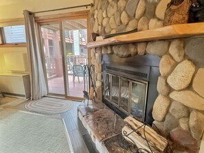 Interior - NEW Spacious & Cozy 1 bed end unit ski in ski out (Lutsen)