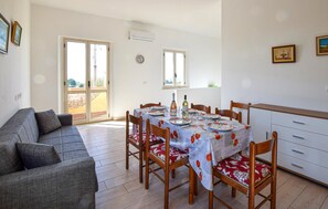 Dining - 2 bedroom awesome apartment in Ricadi (Ricadi)