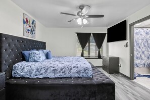 3 bedrooms, desk, iron/ironing board, free WiFi - Wintergreen Retreat 3-bedroom house within 15 minutes from FAMU & FSU (Tallahassee)