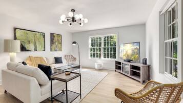 Smart TV, video games