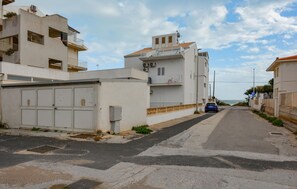 Exterior - Nice apartment in Kaukana with WiFi (Kaukana)