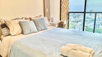 Comfort Apartment, Balcony, City View | Iron/ironing board, free WiFi
