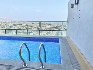 Rooftop pool