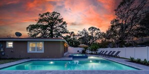 A heated pool - Waterside Villa | Private Pool + Outdoor Dining (Sarasota)