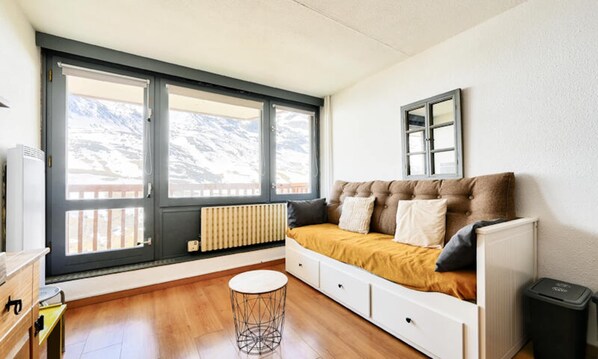 Living area - Holiday Home in La Mongie With Ski Access (Bagnères-de-Bigorre)