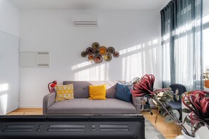 Living area - Nomad's Netto&Subway - Romantic Terrace (Porto)