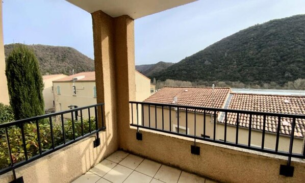 Property grounds - Apartments for 6 People (Avene)