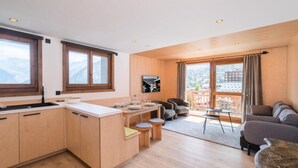 Unclassified image, 3 of 3, button - Apartment in the Village Center, Close to the Slopes (Courchevel)