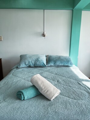 1 bedroom, internet - Sauta Suite (Room Azul/Blue room) (Copacabana)