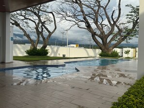 Udendørs pool
