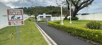 Cozy and modern home, perfect for a family or a small group with a private stay.