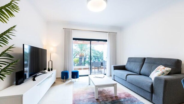Living area - Apartments for 6 People (Lagos)