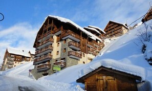 Exterior - 3-room Apartment for 6 People, 3-star Rating, West-facing (Valloire)