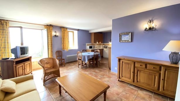 Living area - Apartments for 4 People (Brunet)