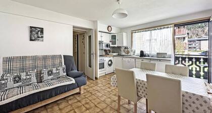 Apartment in Les Campanules Near Ski Slopes