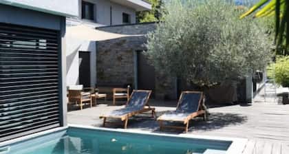 Villa in Drumettaz-clarafond by Lake Bourget
