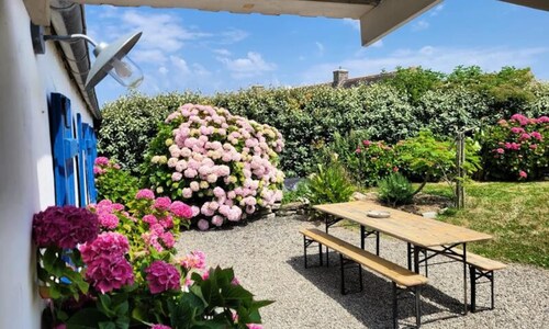 Houses & Villas for 5 People