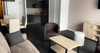 Studio for 6 People