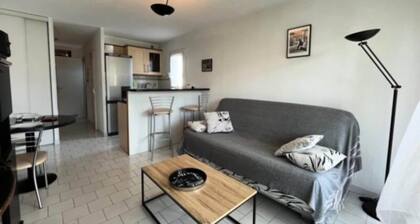 Apartment Near the Beach in Boucanet