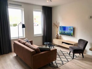 Apartment | Living room - Beautiful Lodge Suitable for 2 People (Zoutelande)