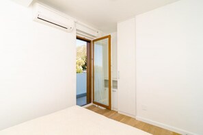 Apartment - Apartment Lula - Superior Two-bedroom Apartment With Balcony and Sea View (Dubrovnik)