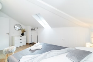 Apartamento | 2 quartos, ferros/tábuas de passar roupa, roupa de cama