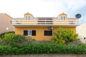 Apartment | Exterior - Apartment Dragojevic - Two Bedroom Apartment With Terrace and Sea View (Vela Luka)