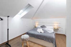 Apartment - Apartment Dragojevic - Two Bedroom Apartment With Terrace and Sea View (Vela Luka)