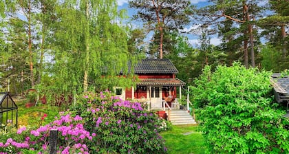 Magnifique maison de 2 chambres à VÀrmdö