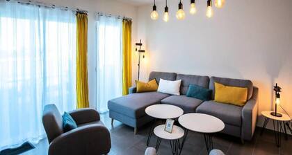 Olympus, the Minimes, Lr103