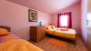 Appartement | 4 chambres, fer et planche à repasser, literie fournie