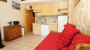 Unclassified image, 3 of 3, button - Apartment in Resort With Glacier Views (Les Deux Alpes)