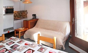 Interior - Ski-in/ski-out Access (Les Orres)