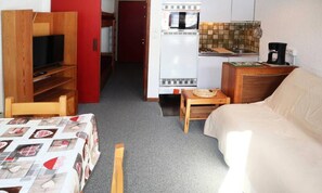 Interior - Ski-in/ski-out Access (Les Orres)