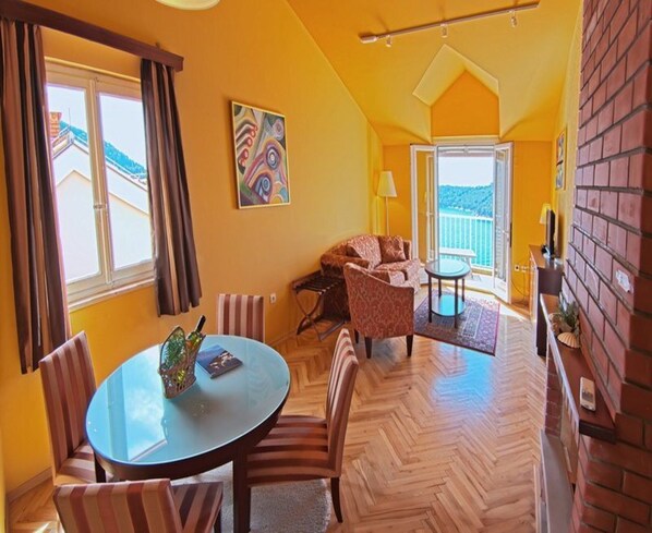 Apartment | Living room - Apartments Sipa - Superior One Bedroom Apartment With Balcony and Sea View (Dubrovnik)