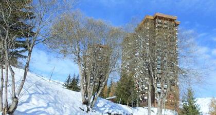 Apartment in Vanguard With Ski-in Access