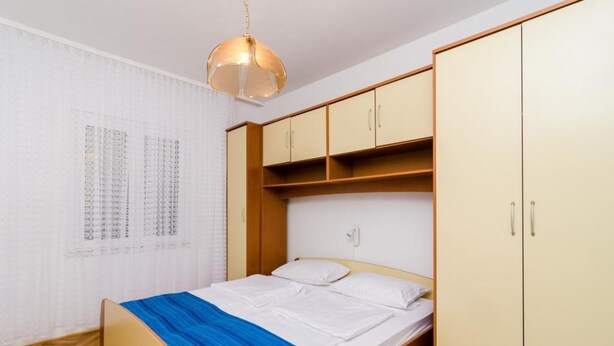 Apartment - 3 Bedroom Apartment With Balcony (Dubrovnik)