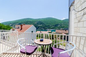 Balcony - 3 Bedroom Apartment With Balcony (Dubrovnik)