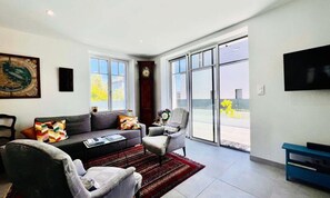 Living area - Villa in Saint-pierre-quiberon Near Bay Beach (Saint-Pierre-Quiberon)